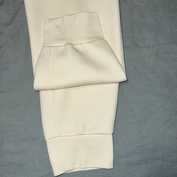 footasylum nike tech fleece